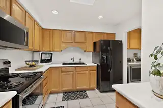 329 Shannon Place NW Kitchen