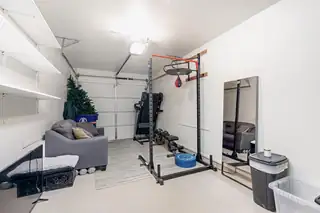 329 Shannon Place NW Garage