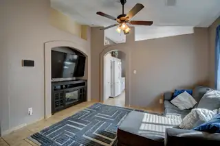 516 Saddle Blanket Trail SW Living Room