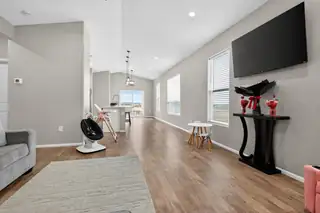 7 Bethany Court Living Room