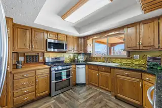 3114 Sue Circle SE Kitchen