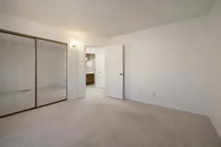 12505 Wilshire Avenue NE Bedroom