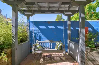 707 17th Street NW Patio