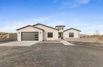 1713 17th Avenue SE, Rio Rancho, NM 87124 