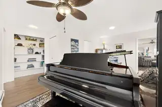 6404 Tahawash Street Living Room