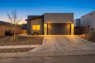 1761 Camino Cancun, Los Lunas
