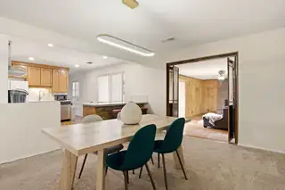 4305 Andrew Drive NE Kitchen