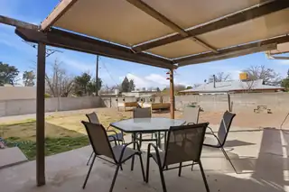 4305 Andrew Drive NE Patio