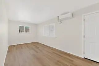 8316 Trumbull Avenue SE 