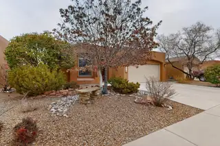 7712 Calle Carisma NE Exterior Front