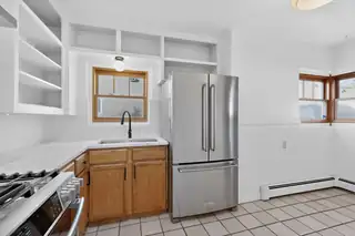 324 Wellesley Drive SE Kitchen