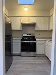 1100 &1102 10th Street SW 