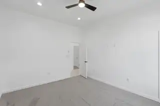 1603 Tulip Road SE Living Room