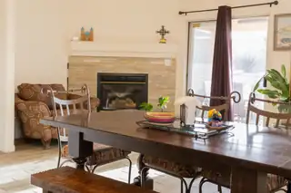 10705 Stonebrook Place NW Living Room