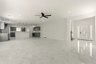 1000 Calle San Lorenzo Living Room