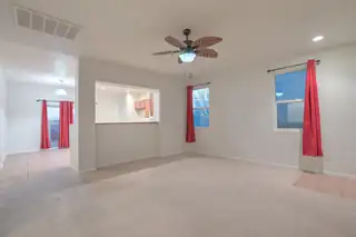 405 Loma Linda Loop NE Living Room