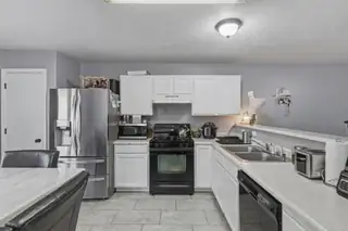 267 Quetzal Drive SW Kitchen
