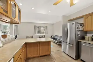 9204 Orlando Place NE Kitchen