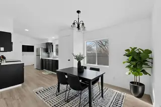 23 Lakeview Street Dining Room