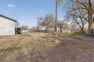 23 Lakeview Street Backyard