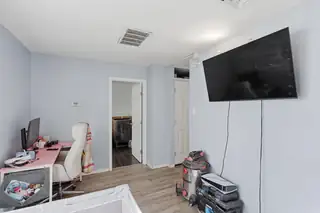 2800 Vail Avenue SE UNIT 258 Home Office