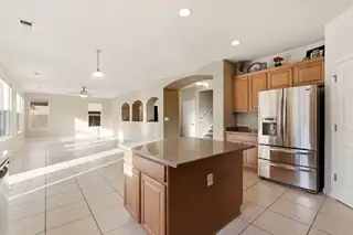 213 Paseo Vista Loop NE Kitchen