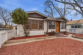 213 Harvard Drive SE Exterior Front