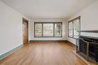 213 Harvard Drive SE Living Room