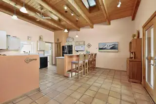 100 Tower Ridge Road Living Room