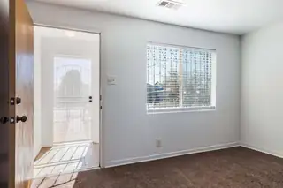 829 San Clemente Avenue NW Living Room