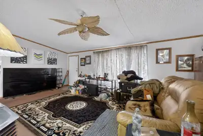 29 Knight Lane SE Living Room