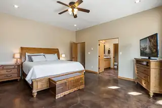 22 Camino Del Oriente Bedroom