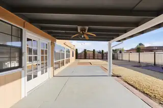 2425 Calle De Santiago Patio