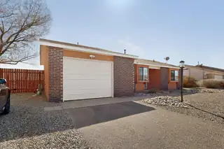 4542 Sunstone Way NE Exterior Front