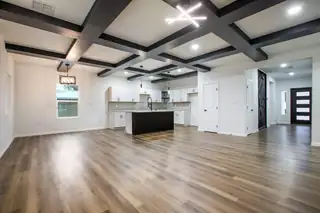 380 Deluvina Place SW Kitchen