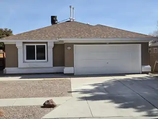 516 Foyt Drive SW, Albuquerque