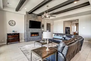 3032 Vatapa Road NE Living Room