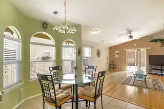 804 Mirasol Court NW Living Room