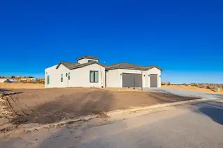 605 Colorado Mountain Road NE, Rio Rancho 