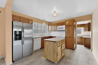 1722 Vermont Street NE Kitchen