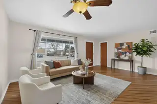 1722 Vermont Street NE Living Room