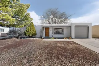 1722 Vermont Street NE Exterior Front