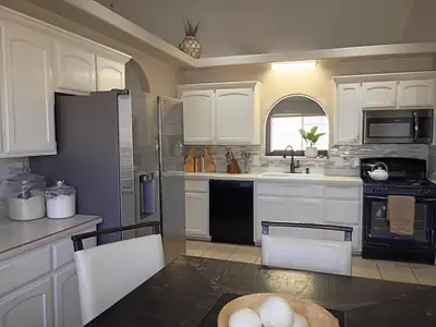 1415 Vista Hill Loop Kitchen