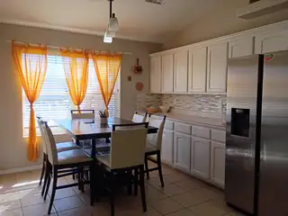 1415 Vista Hill Loop Kitchen