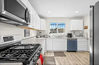 937 Cardenas Drive SE Kitchen