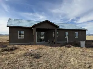 37 Lobo Drive Exterior Front