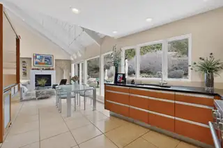 302 Juniper Hill Road NE Kitchen