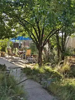 2812 Candelaria Road NW Patio