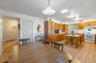 5719 Irving Boulevard NW Kitchen