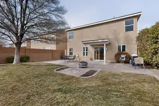 7904 Sierra Altos Place NW Backyard